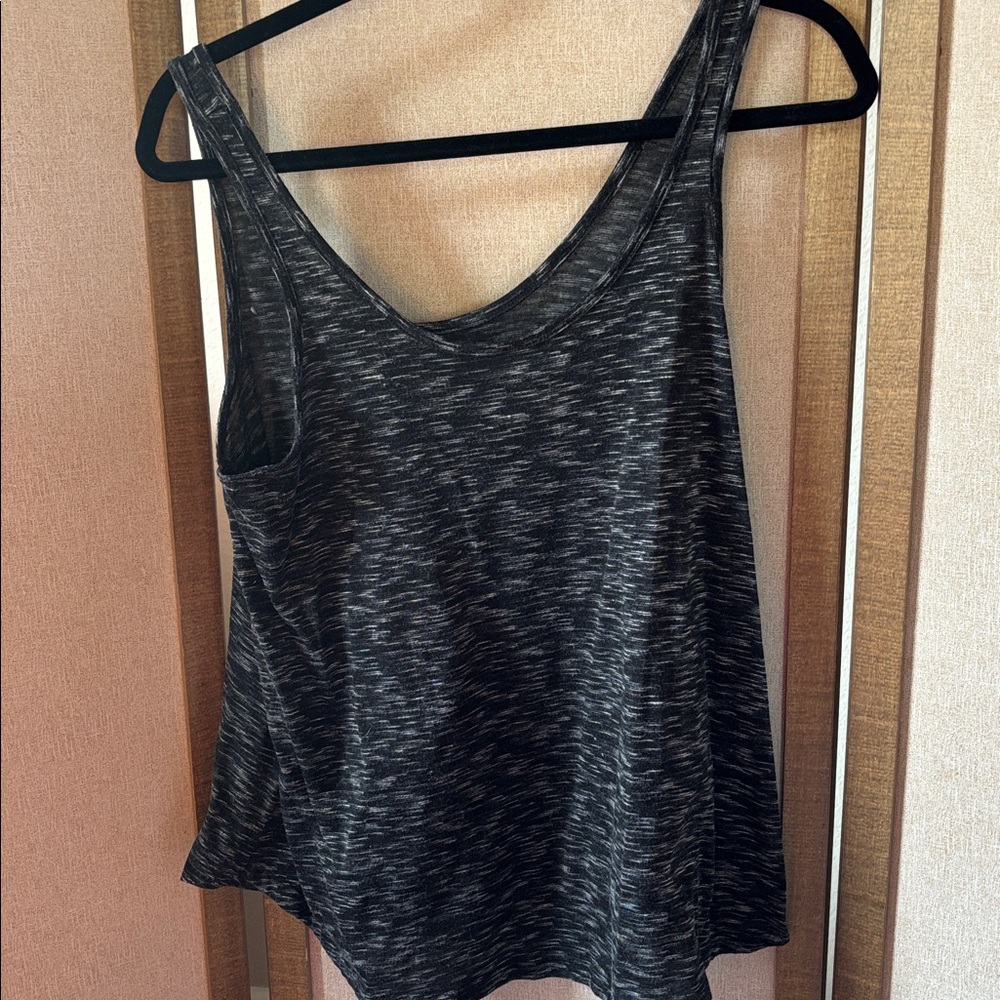 Xersion loose fit space dyed tank top small